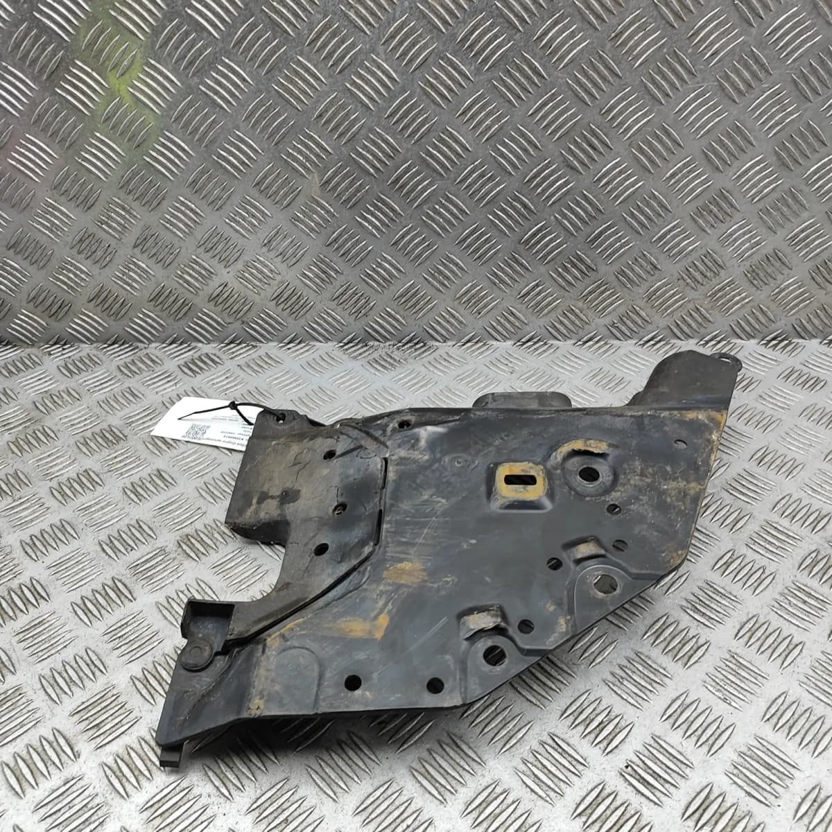 NISSAN ARIYA FE0 Front Left Side Underbody Cover 748U6-5MP0C 2025 35960972