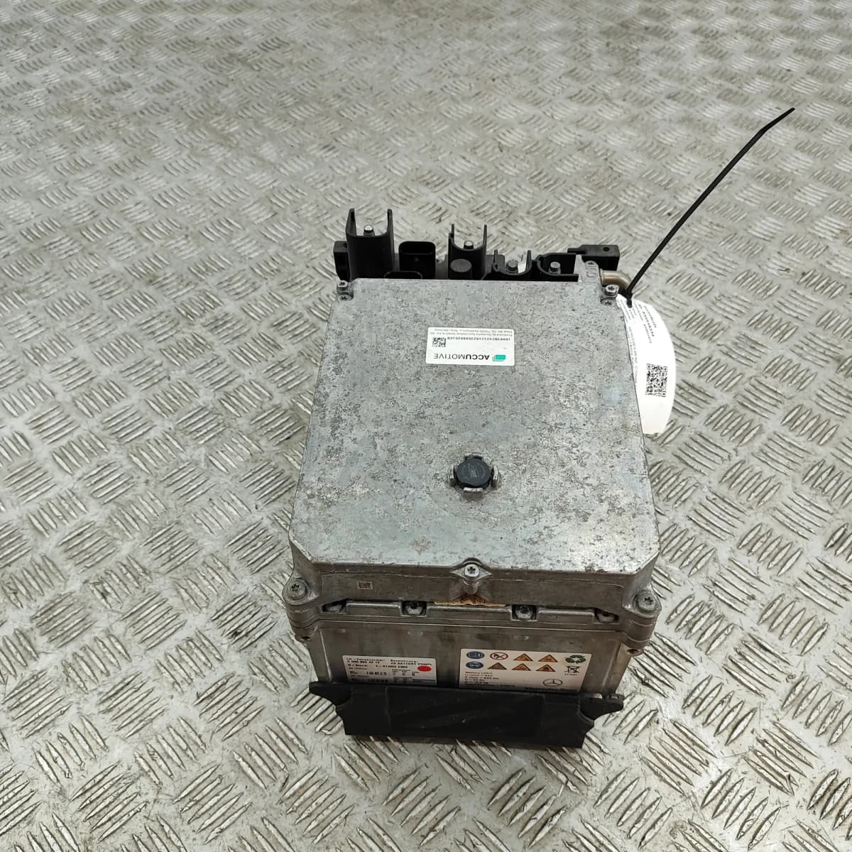 MERCEDES-BENZ C Coupe C205 Battery A0009824212 1.5 Petrol / electricity 35518334