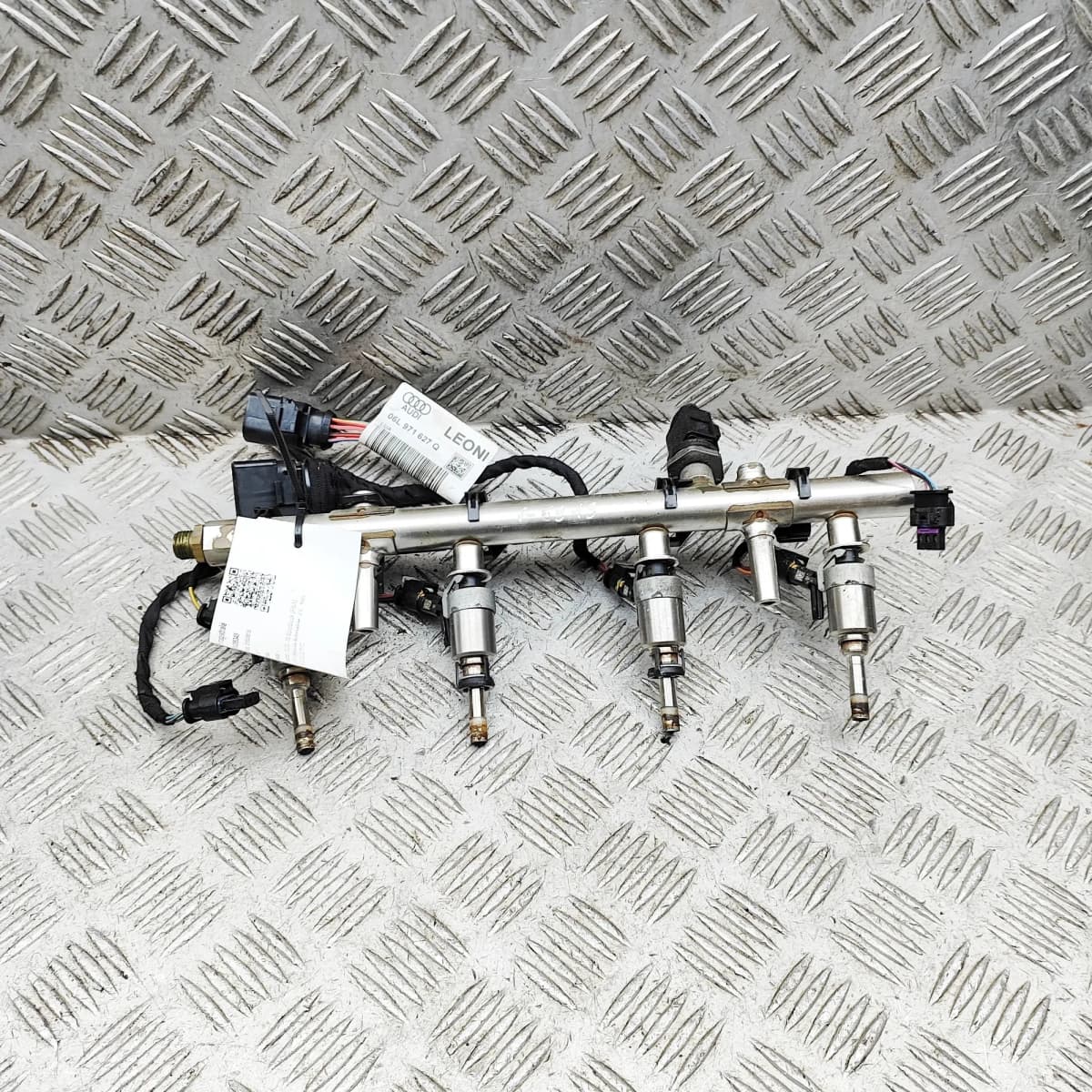 AUDI A5 Sportback F5 MK2 Fuel Rail 06K133317G 2.0 Petrol 185kW 2017 34355349