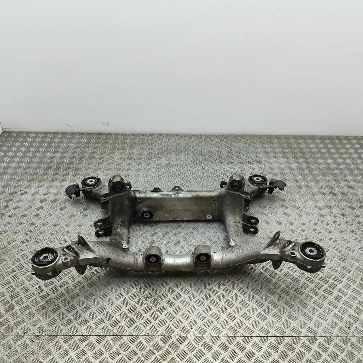 BMW X5 G05 Rear Subframe 6894149 3.0 Hybrid 210kW 2020 34157583