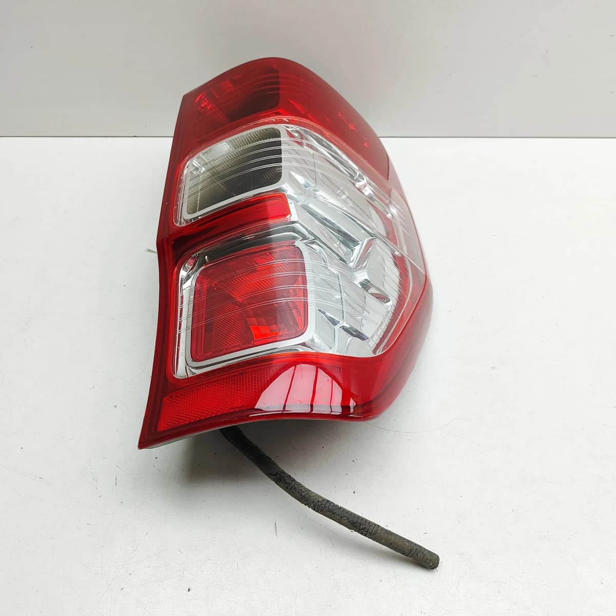 FORD RANGER TKE Rear Right Tail Light EB3B-13404-MA 2.2 Diesel 96kw 35829755