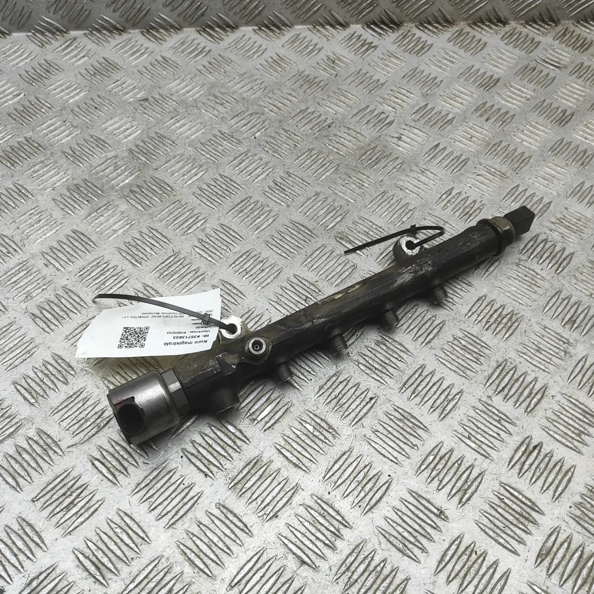 MERCEDES-BENZ SPRINTER 906 Fuel Rail A6510700495 2016 35713833
