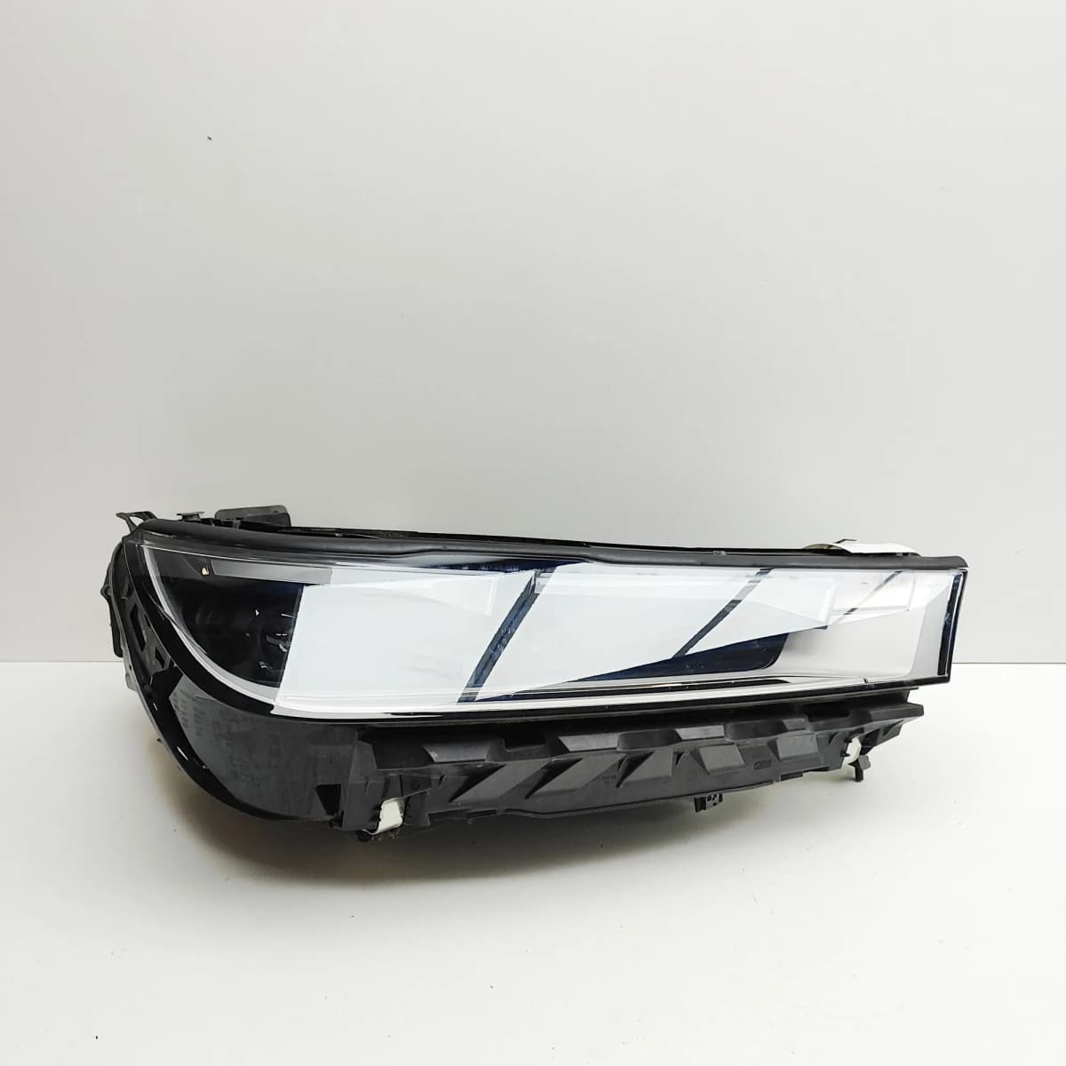 BMW iX I20 Front Right Headlight 9851804 Electricity 240kw 2022 34354508