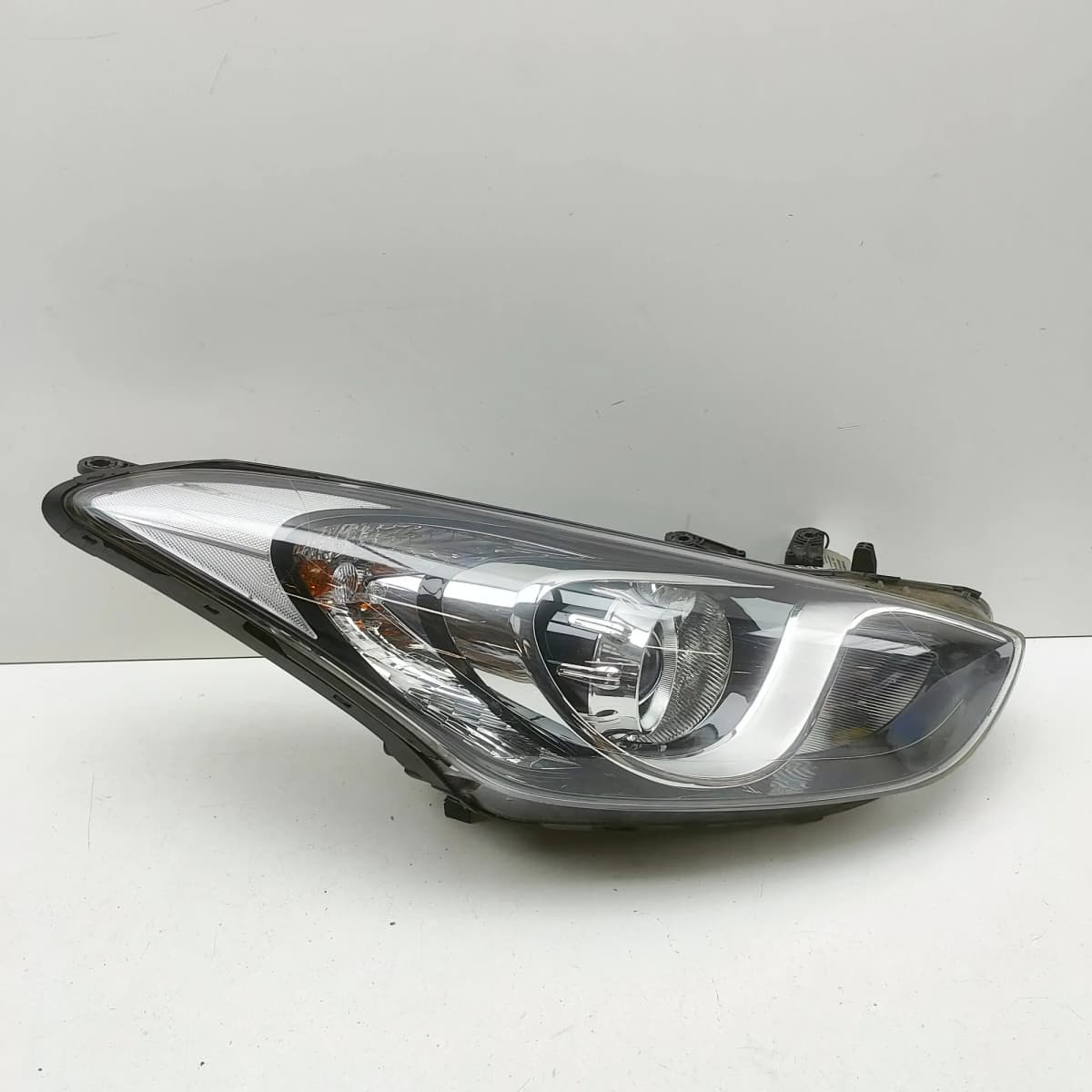 HYUNDAI i30 GD MK2 Front Right Headlight 92102-A6070 RHD 2016 35173831