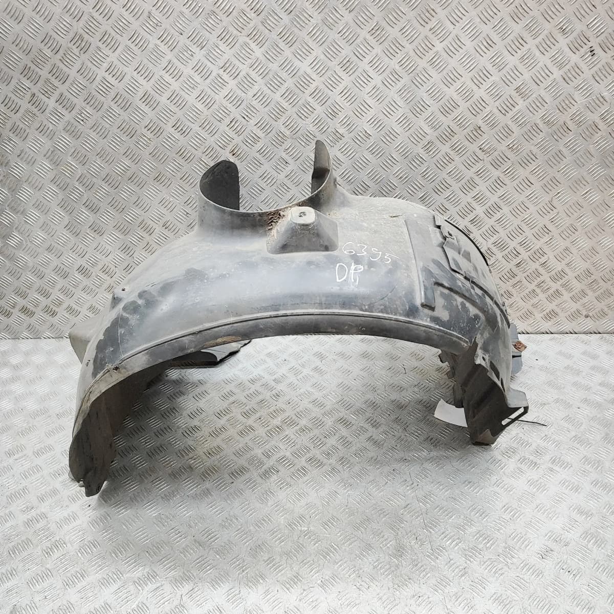 MERCEDES-BENZ CLA Coupe C117 Front Right Arch Liner A2468840222 2015 36427110