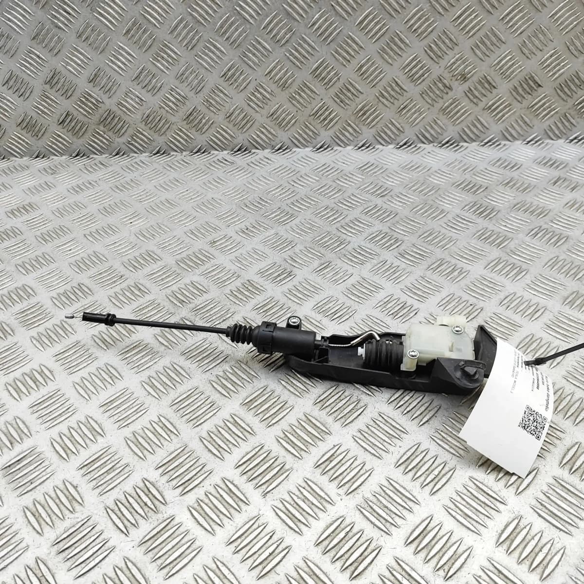 TESLA MODEL 3 Bonnet Lock Actuator 1098790-00-C Electricity 192kw 2018 35964998