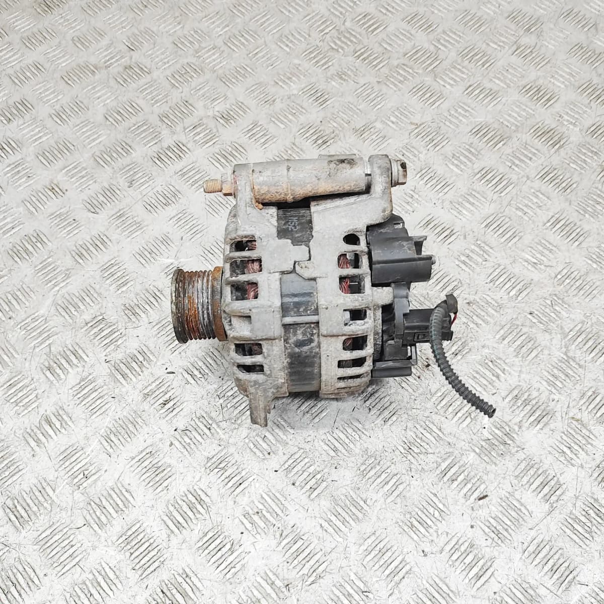 IVECO DAILY Mk6 Furgon Alternator Generator 5802266117 2.3 Diesel 2024 36079467