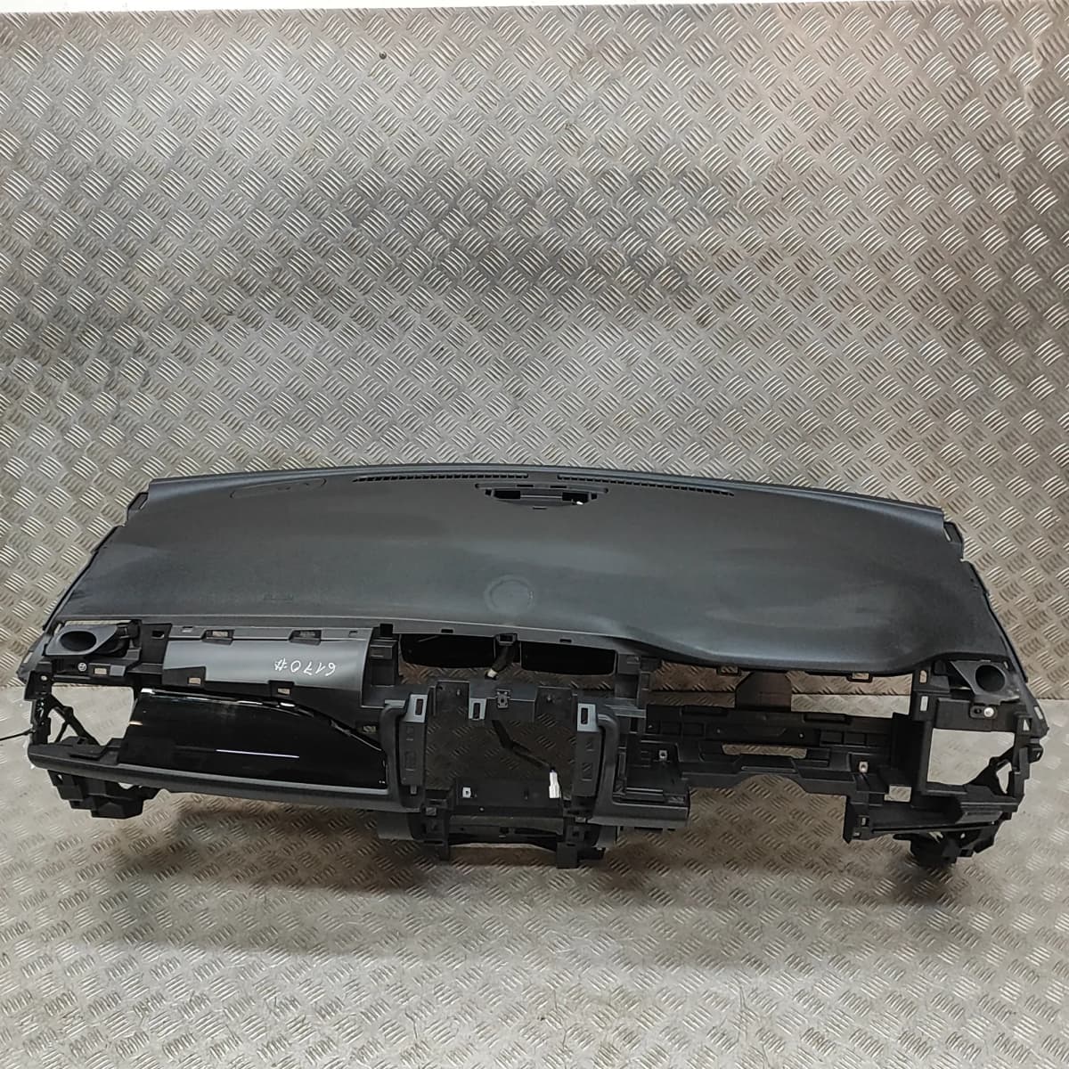 NISSAN LEAF ZE1 MK2 Dashboard 68200-5SJ2B RHD 2023 34847882