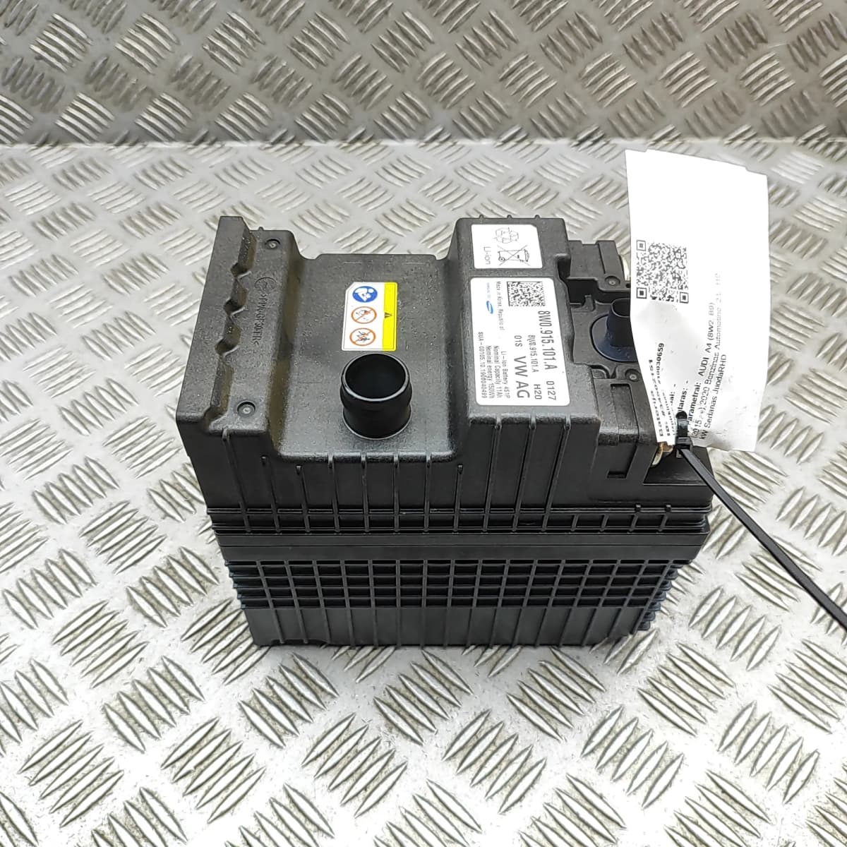 AUDI A4 8W2, B9 Battery 8W0915101A 2.0 Petrol 110kw 2020 34502151