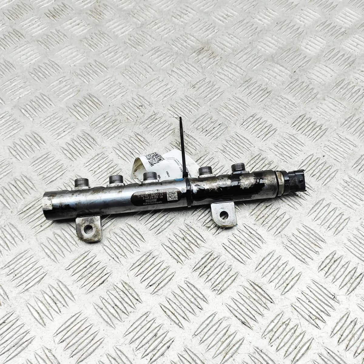JEEP GRAND CHEROKEE MK4 WK Fuel Rail 35032008F 3.0 Diesel 184kw 36781788