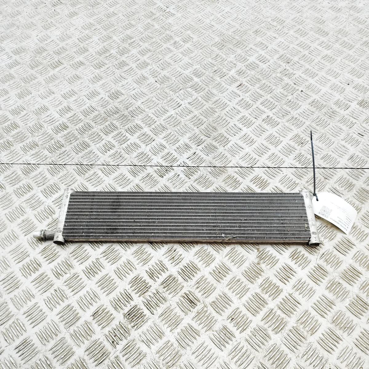 BMW X5 G05 Additional Cooling Radiator 8472304 3.0 Hybrid 210kW 2020 34153927