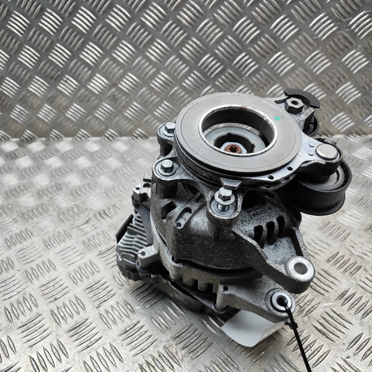 LR RANGE ROVER EVOQUE L551 Alternator Generator K8D2-11A240-AB 2.0 Hybrid 132kW