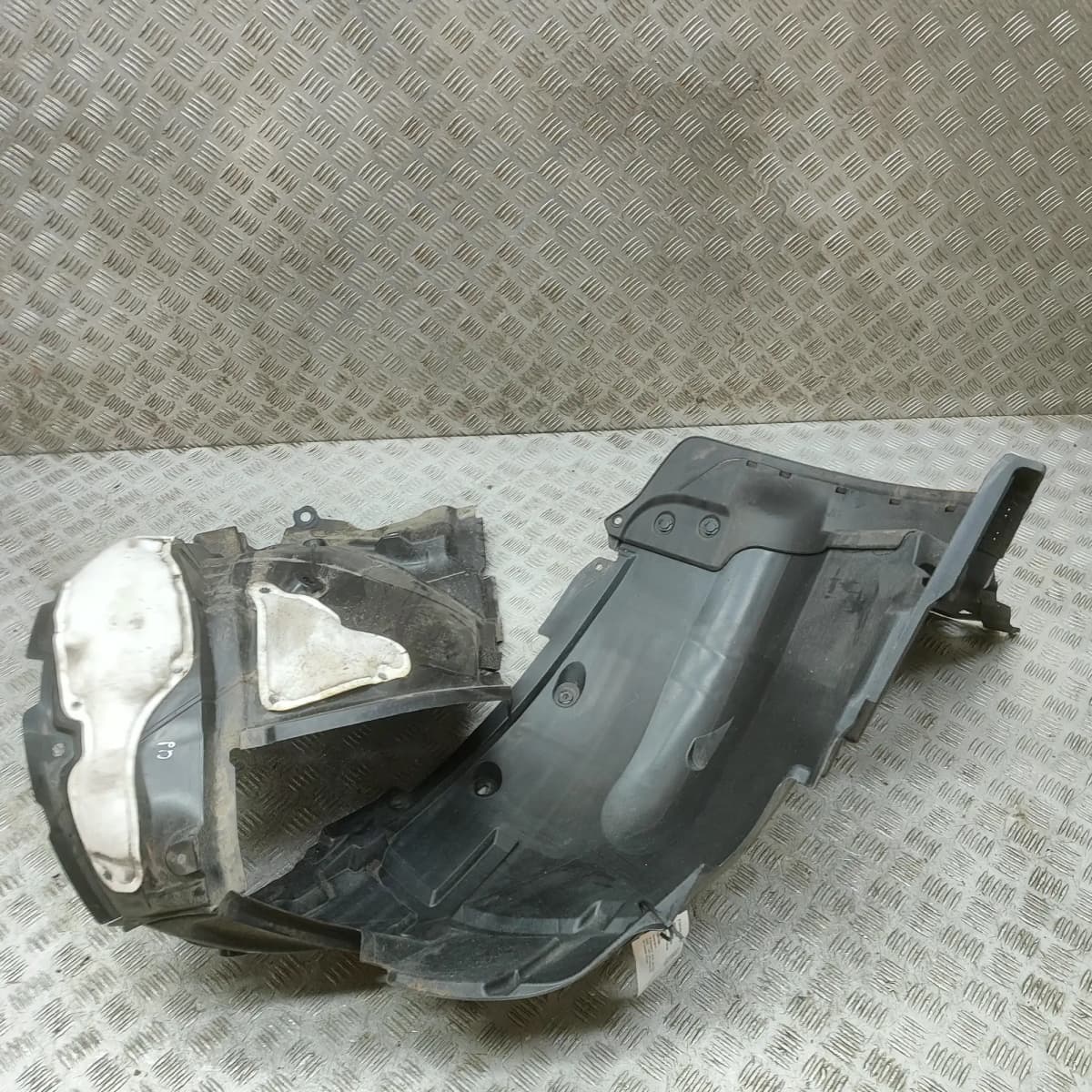 NISSAN ARIYA FE0 Front Right Arch Liner 63840-5MP0A Electricity 160kw 2025