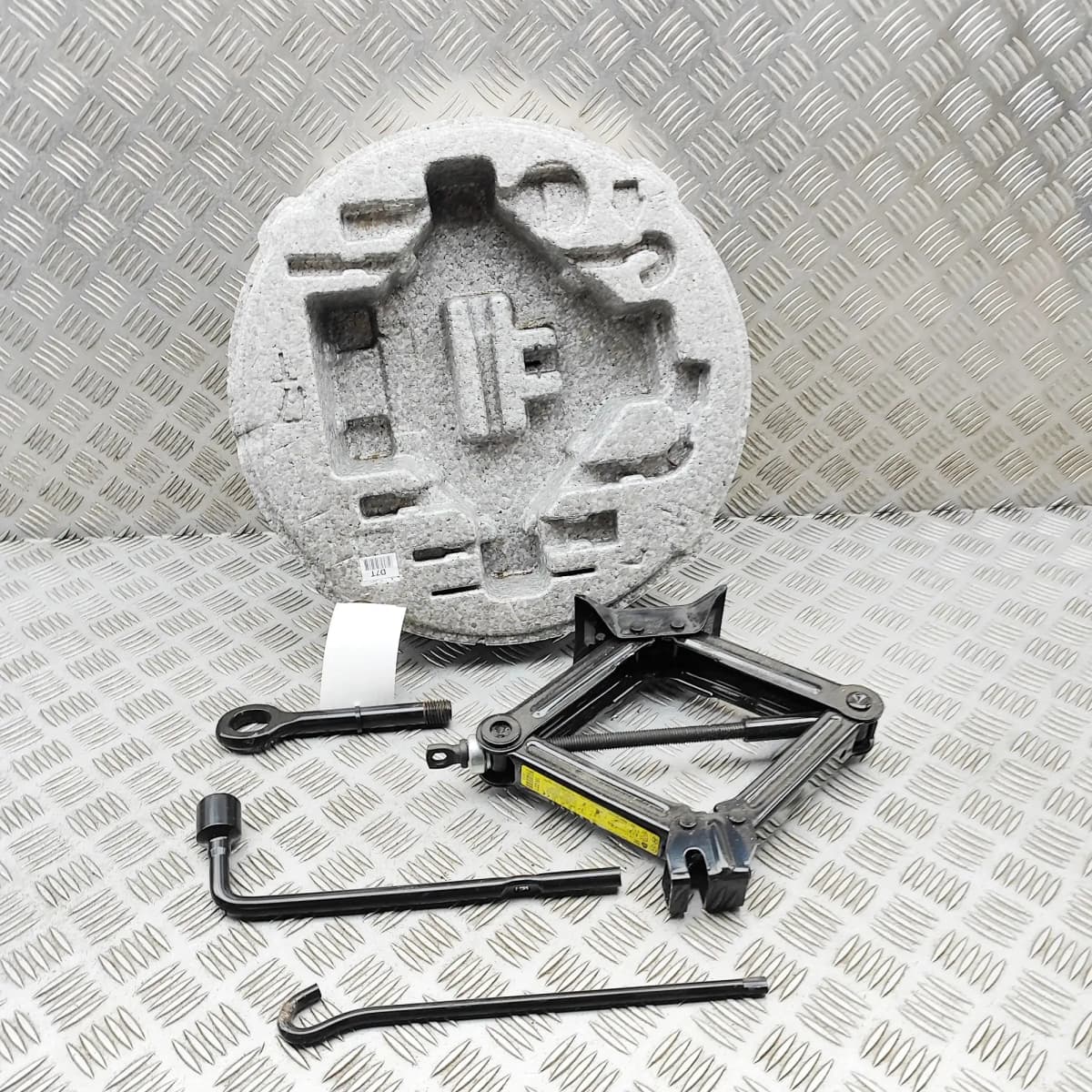 KIA OPTIMA JF Lift Jack 09149-C1950 1.7 Diesel 104kw 2018 35711807