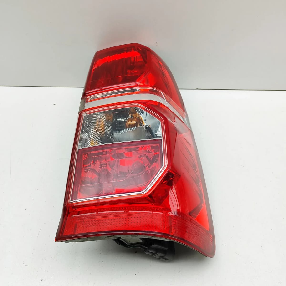 TOYOTA HILUX MK7 Pick-up AN10 Rear Right Tail Light 81550-0K170 RHD 2015