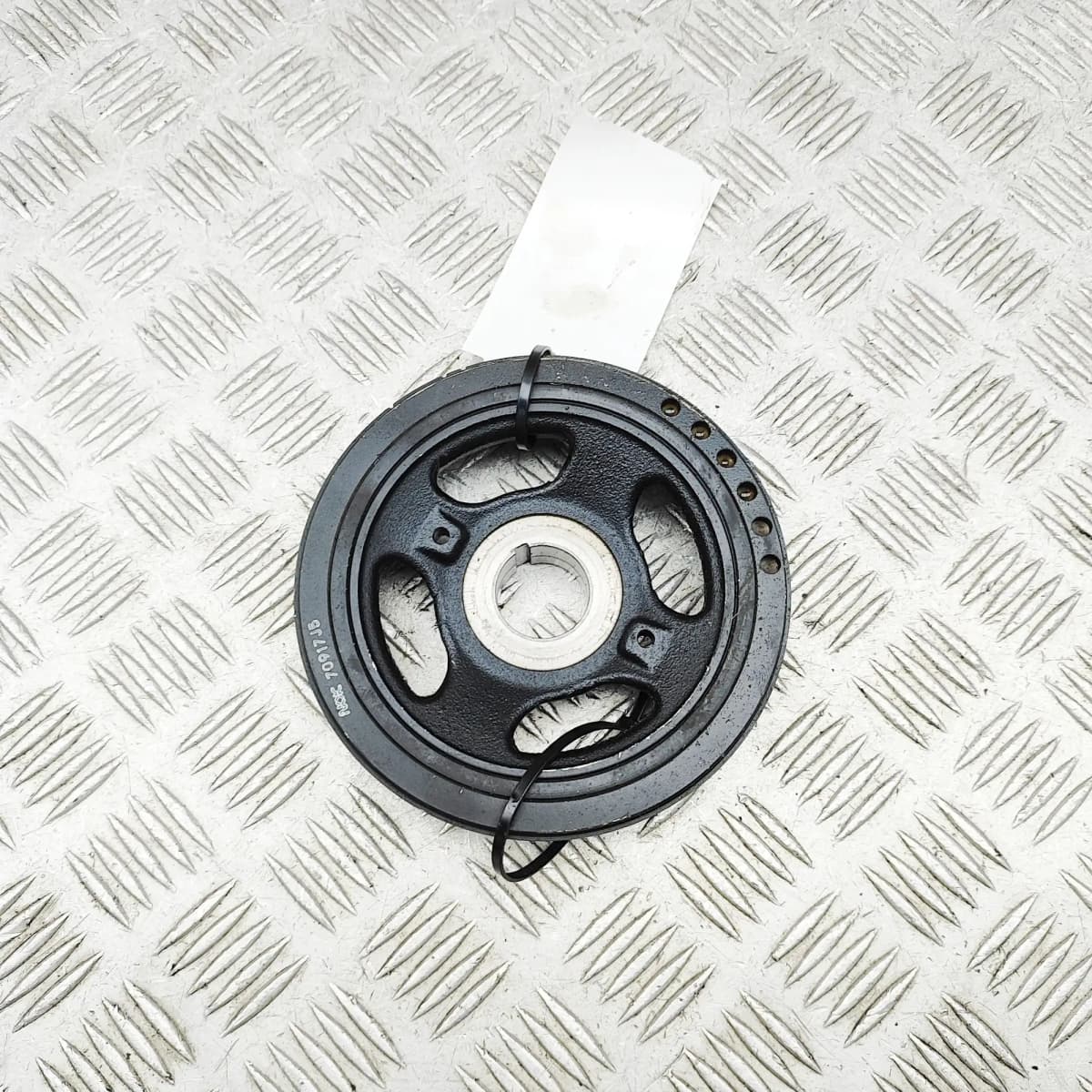 NISSAN JUKE F15 Crankshaft Pulley 12303-1KC0A 1.6 Petrol 140kw 2016 35360688