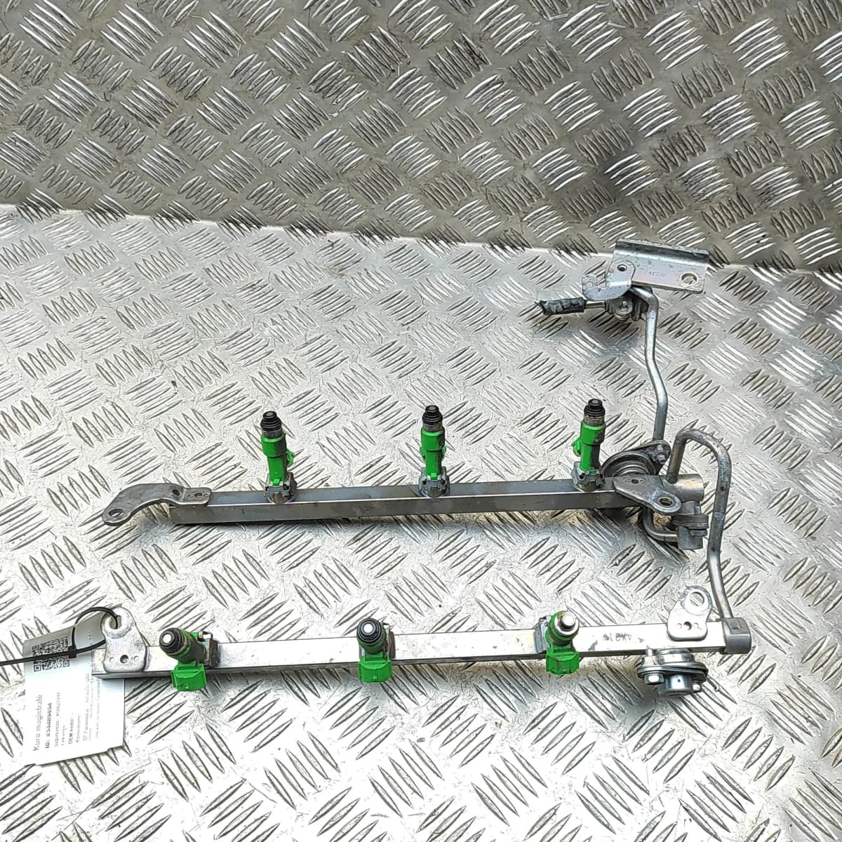 INFINITI Q50 Fuel Rail 17521-JK20C 3.5 Petrol / electricity 264kw 2014 34489454