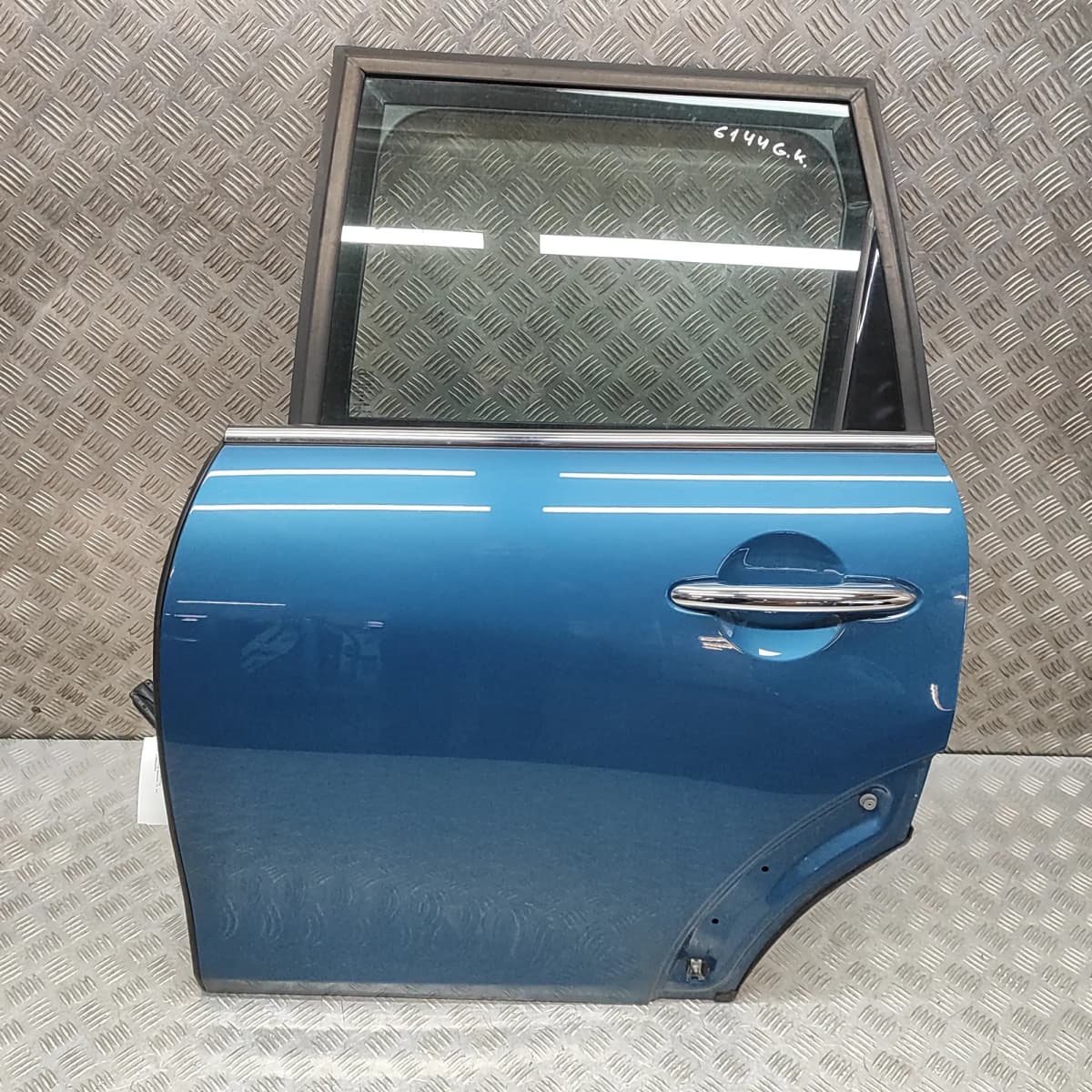 MINI COOPER F55 Tür hinten links 7327449 2,0 Benzin 141 kW 2022 35779296