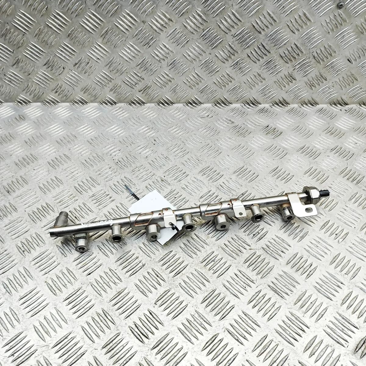 INFINITI Q50 V37 Fuel Rail 17521-5CA0A 3.0 Petrol 224kW 2018 34398280
