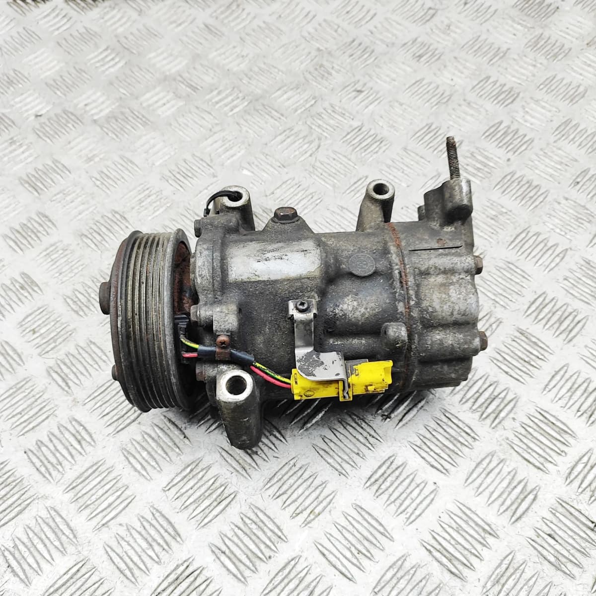 MINI COUNTRYMAN R60 Air Condition A/C Pump 9223392 1.6 Petrol 135kW 2013
