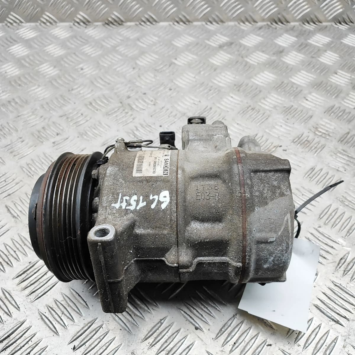 MERCEDES-BENZ C W205 Air Condition A/C Pump A0008304002 2.0 Petrol 135kW 2018