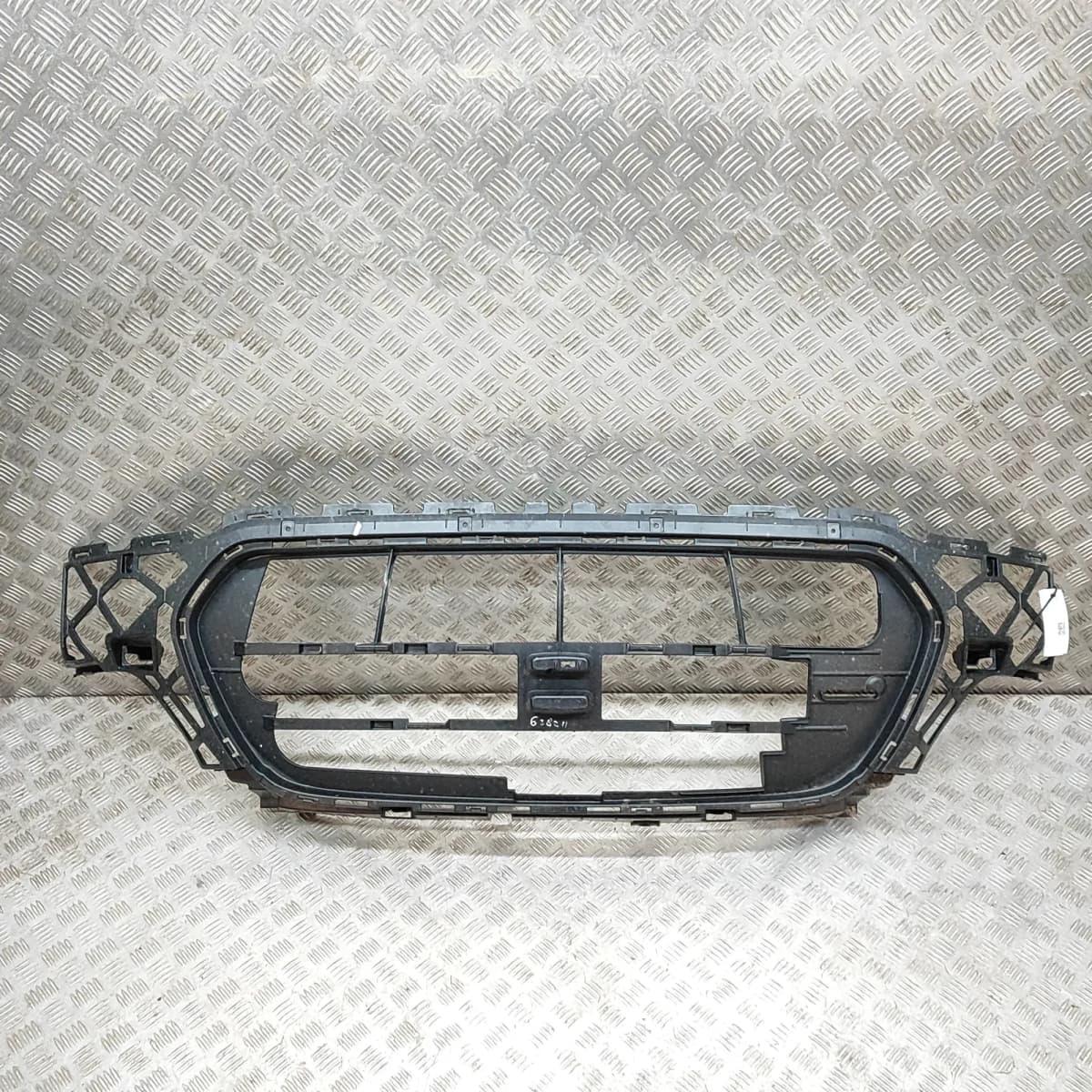 FORD TRANSIT V363 Van Radiator Grille Frame BK31-17E778-AFW 36630424