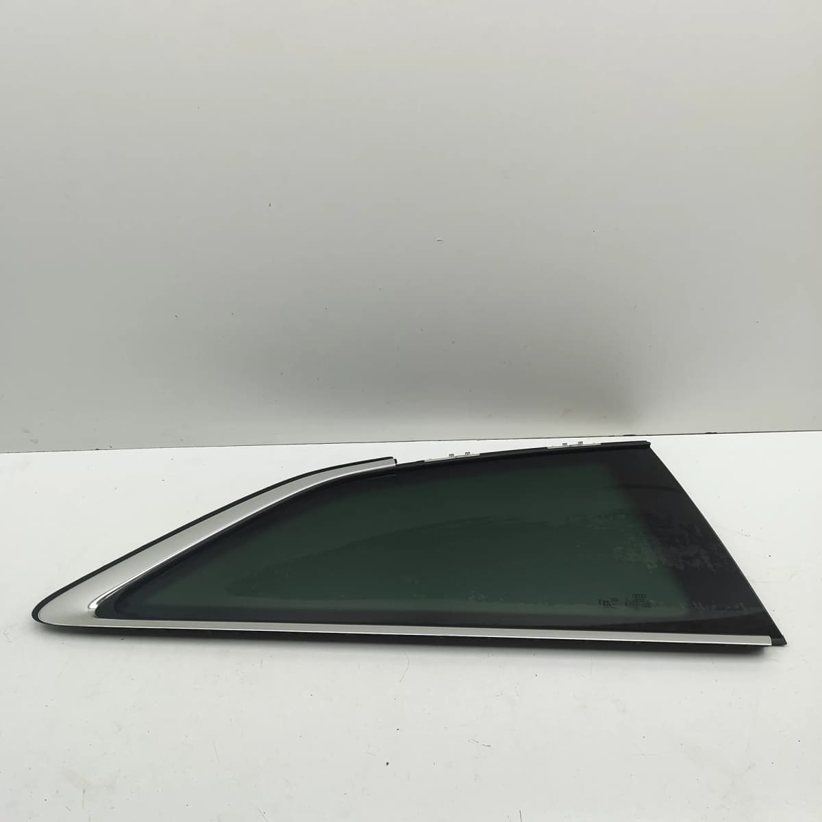 AUDI A5 F5 MK2 Rear Right Quarter Window 8W6845298M 2019 34801723