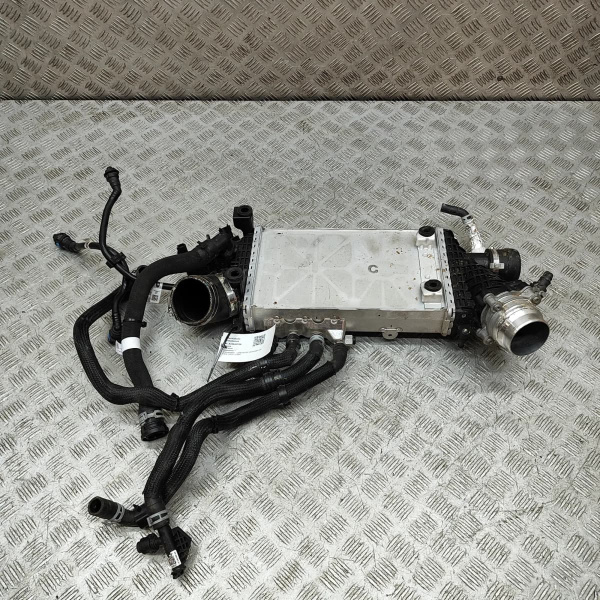 LAND ROVER DEFENDER Van L663 Intercooler Radiator K6D36K775BE 2020 34842539