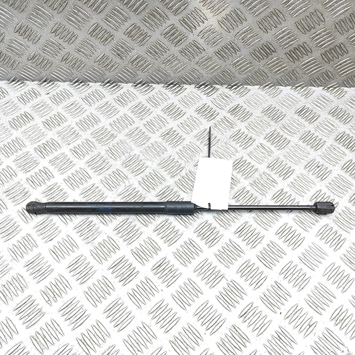 AUDI Q5 FY MK2 Front Right Bonnet Strut 80A823359A 3.0 Diesel 210kW 2018