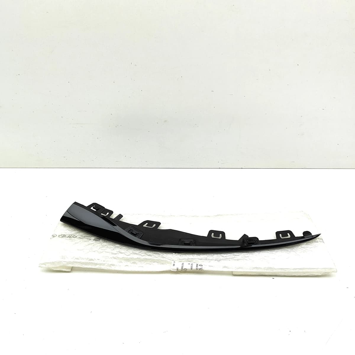 MERCEDES-BENZ C W205 Front Left Side Bumper Molding A2058856604 2015 NEW