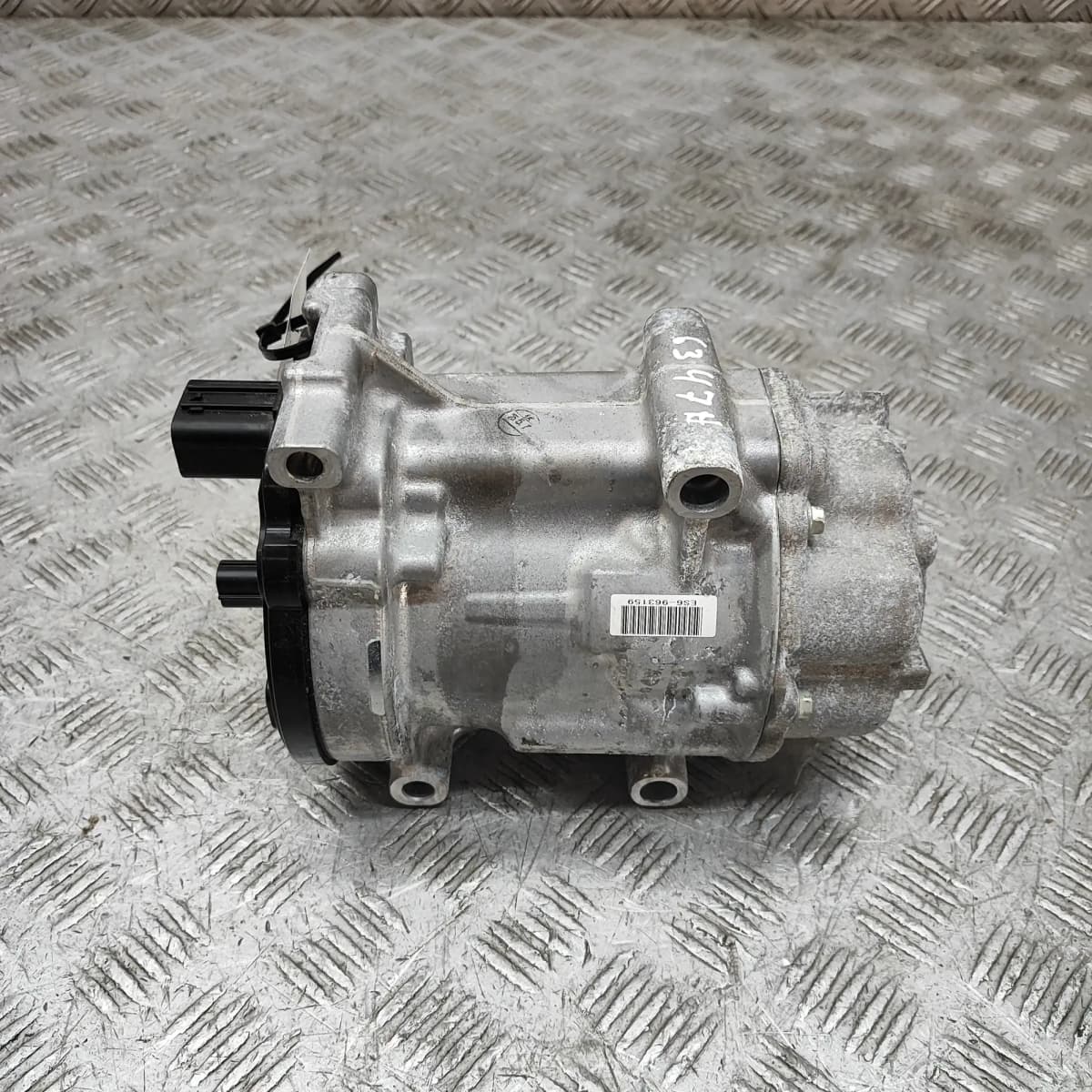TOYOTA YARIS CROSS XP210 Air Condition A/C Pump 042400-074105J 2025 36139009